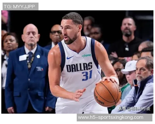 克莱上半场状态低迷仅得5分三分球命中率惨淡