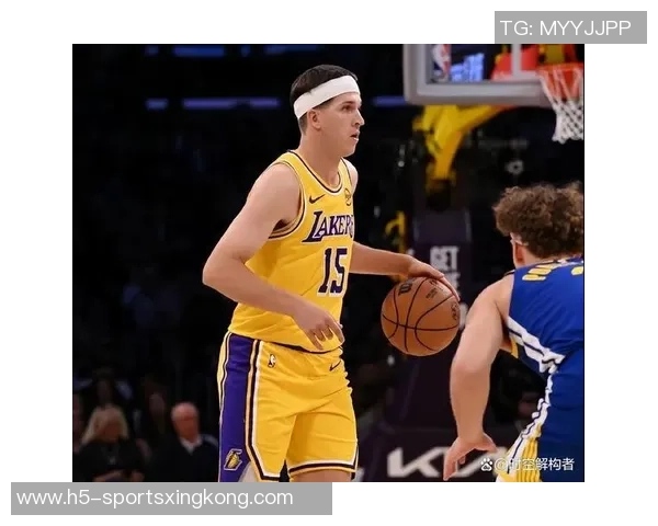 湖人管理层明确表示截止日前不进行大交易将优先保留里夫斯并保持灵活性