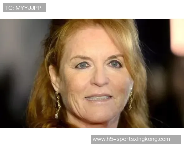 阿尔达图兰退役两年半后教练生涯显苍老面容令人唏嘘